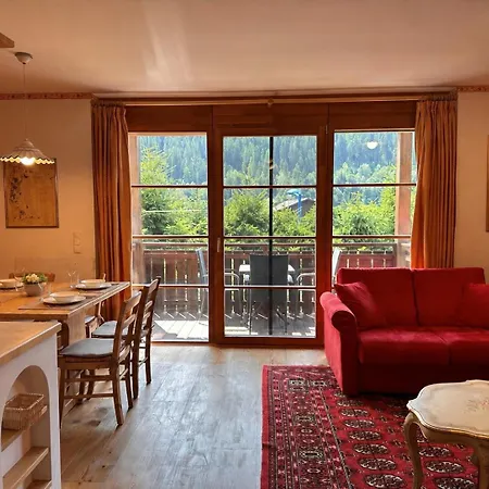 Fuchs With Balcony And Mountain View 巴德小基希海姆